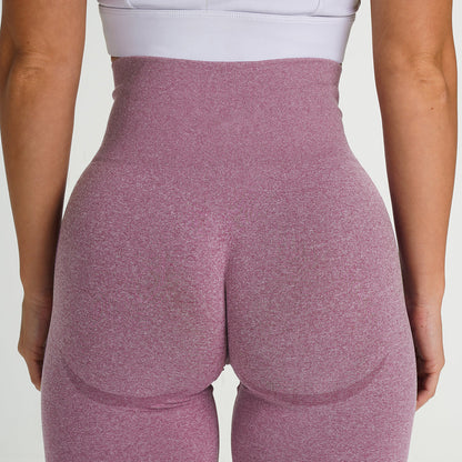 Trendy Seamless Tight-Fit Yoga Shorts – Fashionable Activewear