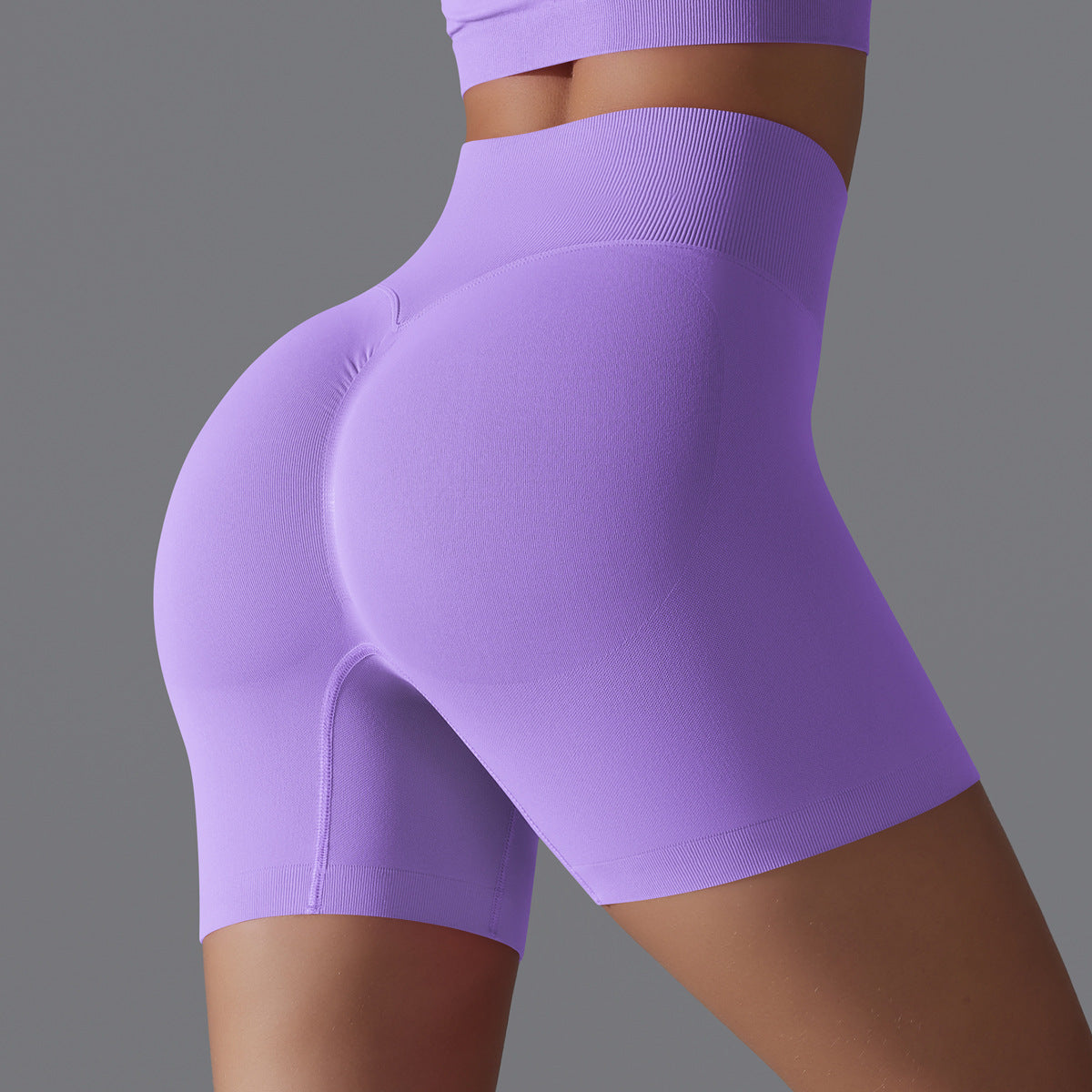 Seamless High-Waist Peach Lift Yoga Shorts – Tight Fit