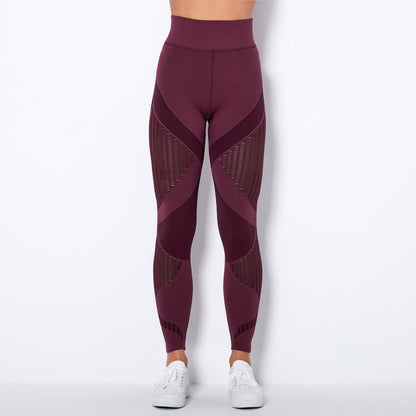 Seamless Ribbed Stripe Yoga Leggings – Moisture-Wicking & Breathable