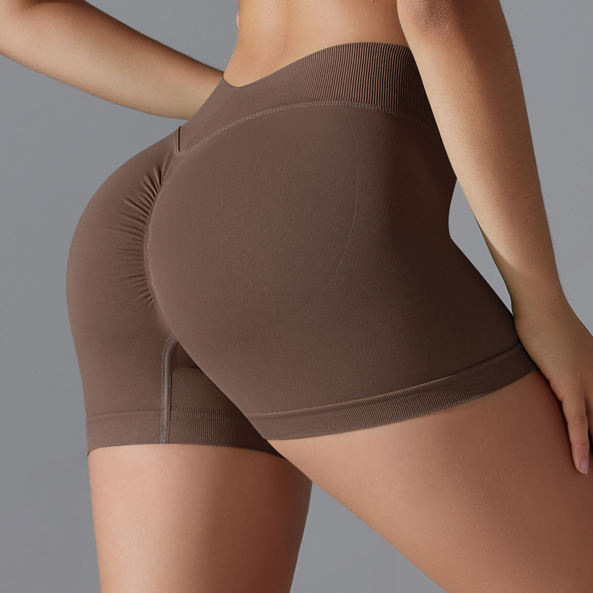 Seamless Knit V-Waist Peach Lift Yoga Shorts – 3-Inch Fit