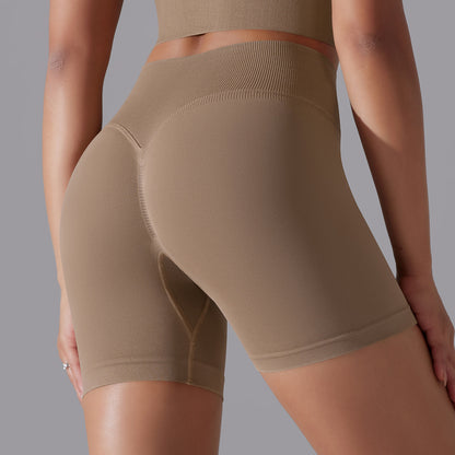 Seamless High-Waist Peach Lift Yoga Shorts – High-Stretch, 3-Inch Fit