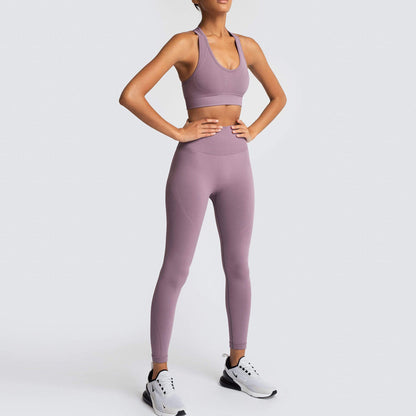 Seamless Knit Peach Lift Yoga Set – Sleeveless 2-Piece Activewear