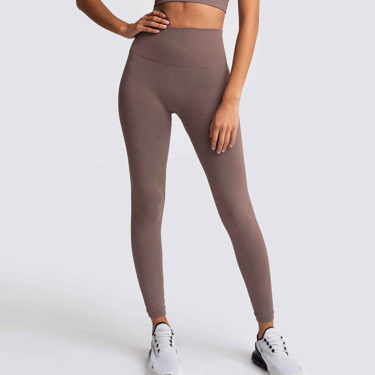 Seamless High-Waist Peach Lift Yoga Leggings – Breathable & Quick-Dry