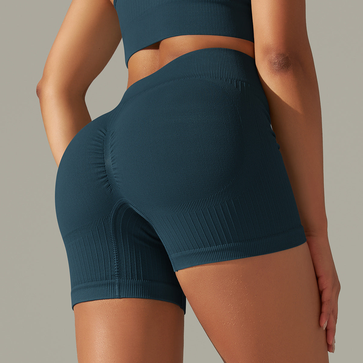 Seamless Ribbed High-Waist Peach Lift Yoga Shorts – 3-Inch Fit