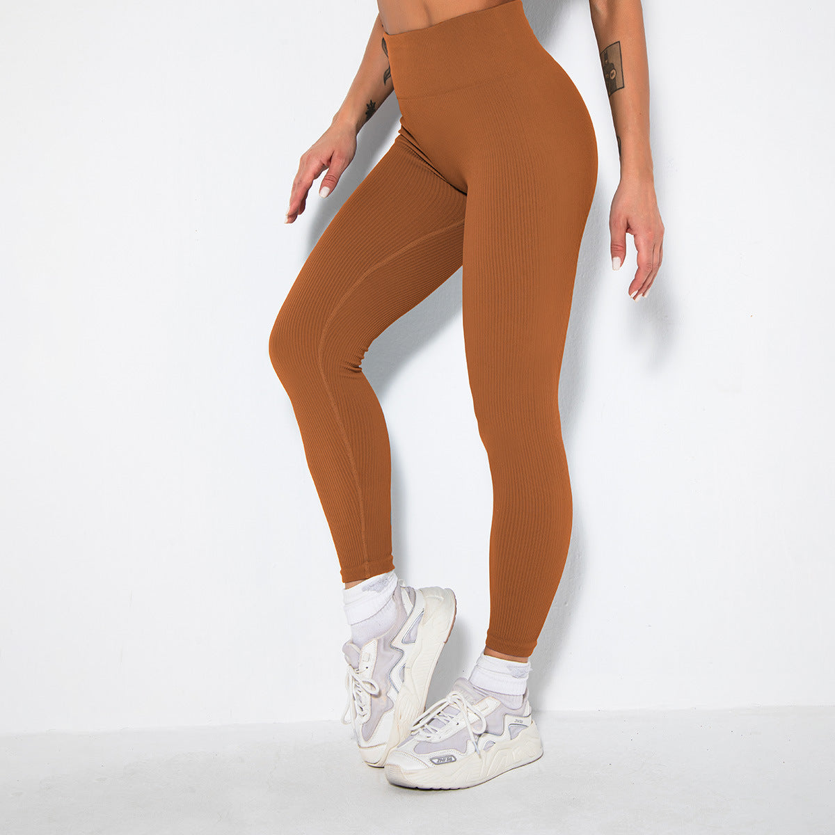 Seamless Ribbed High-Waist Peach Lift Yoga Leggings – High-Stretch Fit