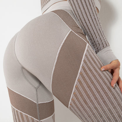 Seamless Ribbed Stripe Yoga Leggings – Moisture-Wicking & Breathable